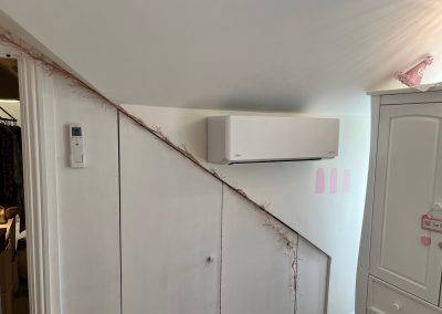 Customer photo: Decommission old AC systems, supply and fit new system Kat